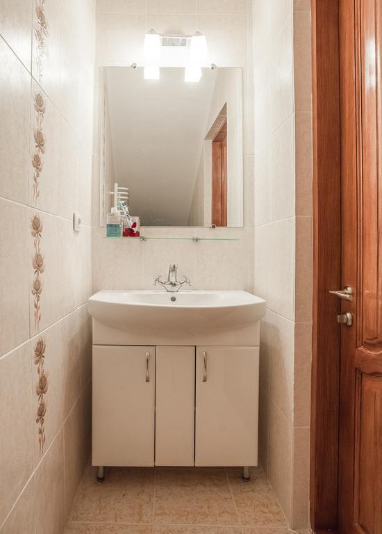 Apartment On Zhukovskogo オデッサ エクステリア 写真
